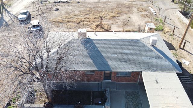 135 Armadillo Lane, Las Cruces, NM 88007