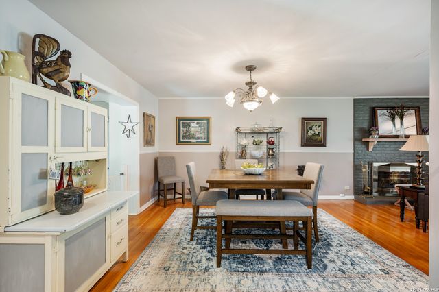 114 Wagon Trail Road, Shavano Park, TX 78231