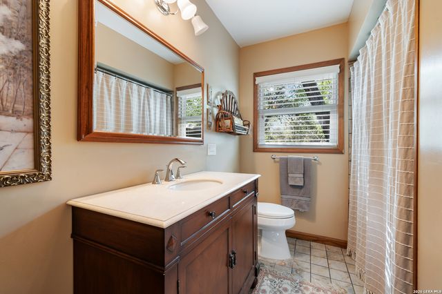 114 Wagon Trail Road, Shavano Park, TX 78231