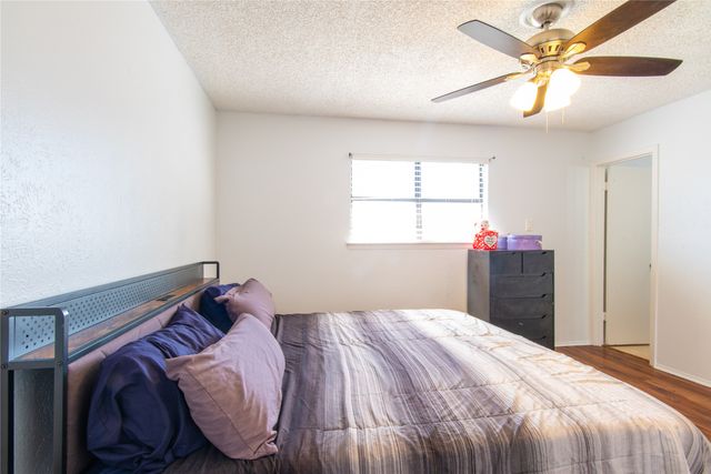 808 Meadow Mead Drive, Allen, TX 75002