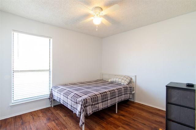 808 Meadow Mead Drive, Allen, TX 75002