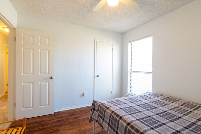 808 Meadow Mead Drive, Allen, TX 75002