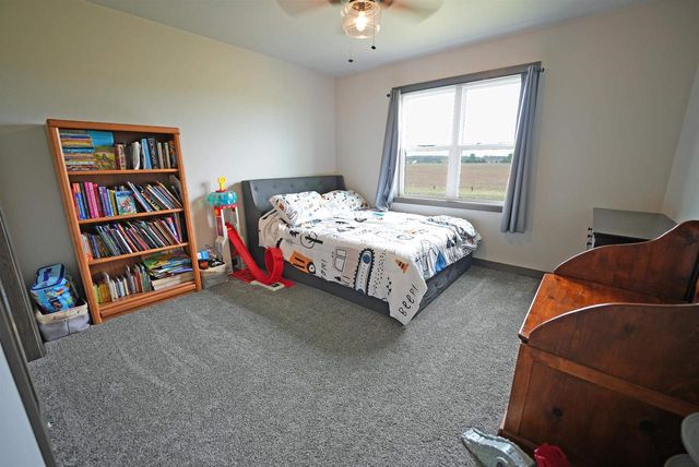 461 HIGHLAND MEADOW TRAIL, Pulaski, WI 54162