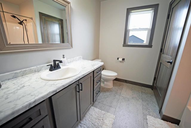 461 HIGHLAND MEADOW TRAIL, Pulaski, WI 54162