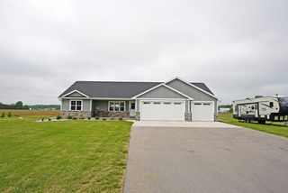 461 HIGHLAND MEADOW TRAIL, Pulaski, WI 54162