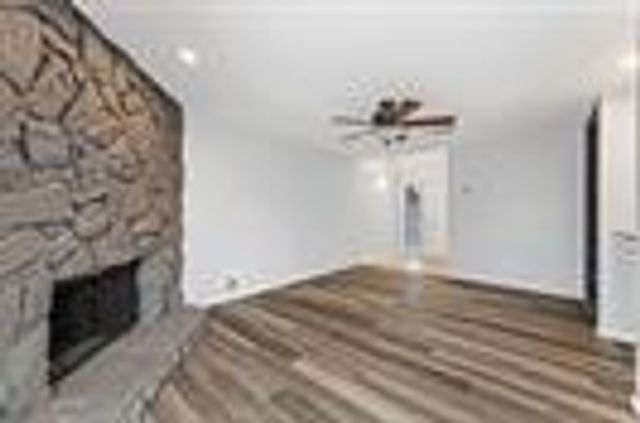 19 Hideaway Drive Drive, Friendswood, TX 77546