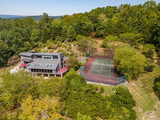 3411 Kings Cove Lane, Chattanooga, TN 37416