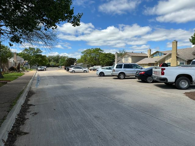 3400 Ambassador Row, Dalworthington Gardens, TX 76013