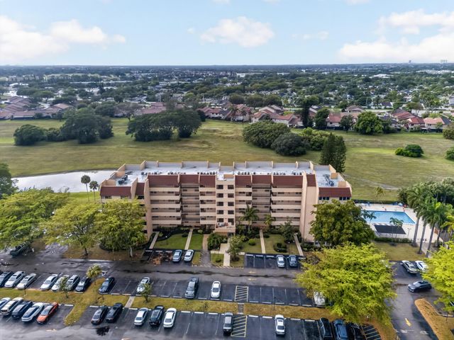 3671 Environ Boulevard 169, Lauderhill, FL 33319