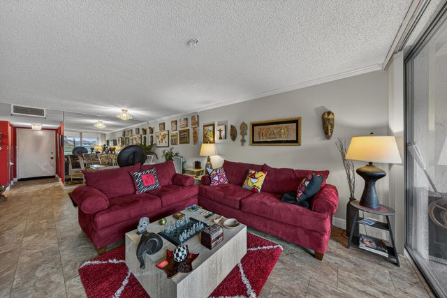 3671 Environ Boulevard 169, Lauderhill, FL 33319