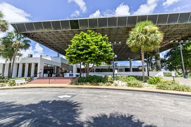 3671 Environ Boulevard 169, Lauderhill, FL 33319
