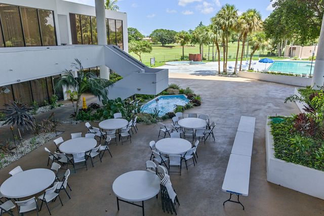 3671 Environ Boulevard 169, Lauderhill, FL 33319