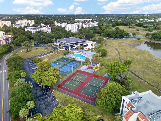 3671 Environ Boulevard 169, Lauderhill, FL 33319