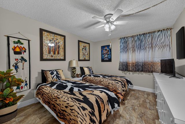 3671 Environ Boulevard 169, Lauderhill, FL 33319