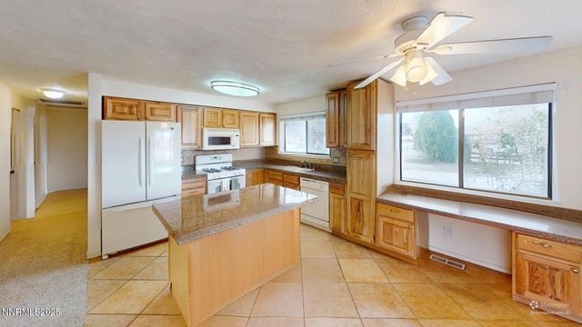 140 Hercules Drive, Sparks, NV 89441