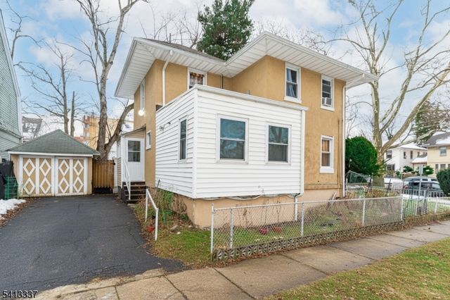49 Lyons Ave, Newark City, NJ 07112