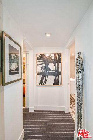 289 S Barrington Avenue A211, Los Angeles, CA 90049