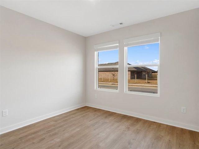 4616 W Aurora Street, Fayetteville, AR 72704