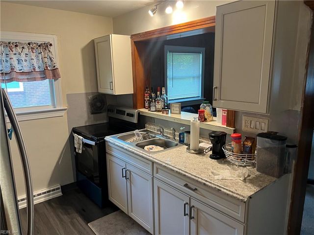 104 Arden DR, Newport News, VA 23601