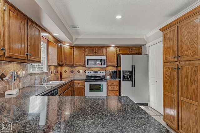 2116 Sheffield Drive, Jonesboro, AR 72405