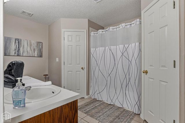 2116 Sheffield Drive, Jonesboro, AR 72405