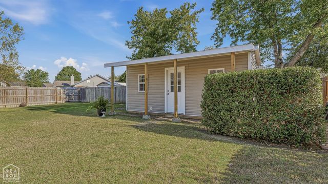 2116 Sheffield Drive, Jonesboro, AR 72405