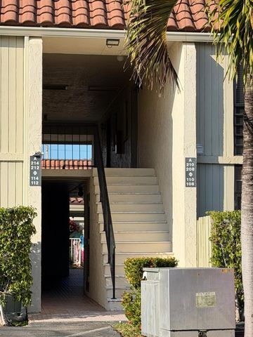 1124 NW 13th Street 208A, Boca Raton, FL 33486