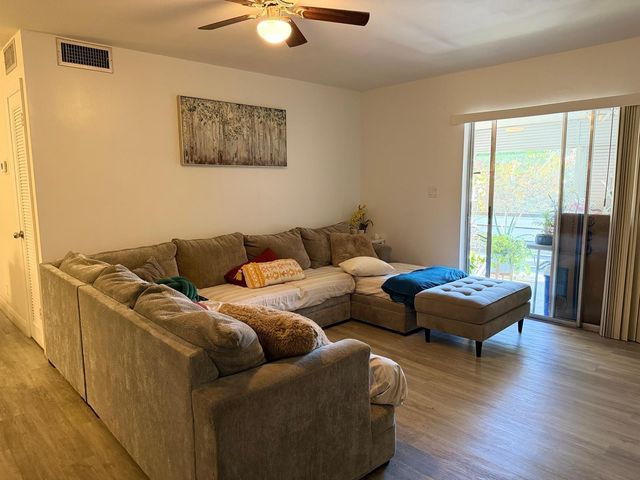 1124 NW 13th Street 208A, Boca Raton, FL 33486