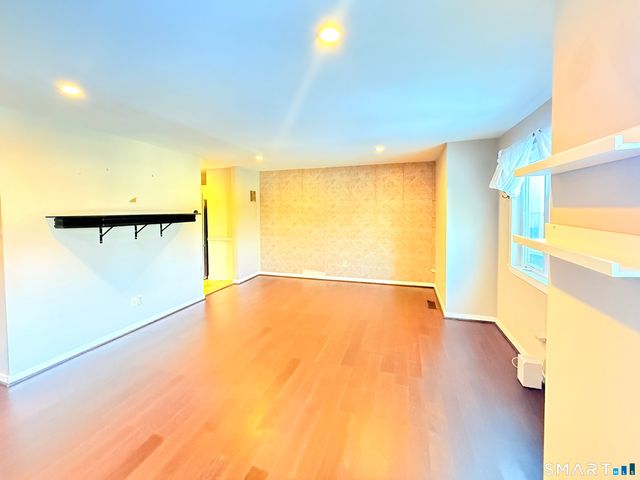 4 Hill Court B, Norwalk, CT 06850