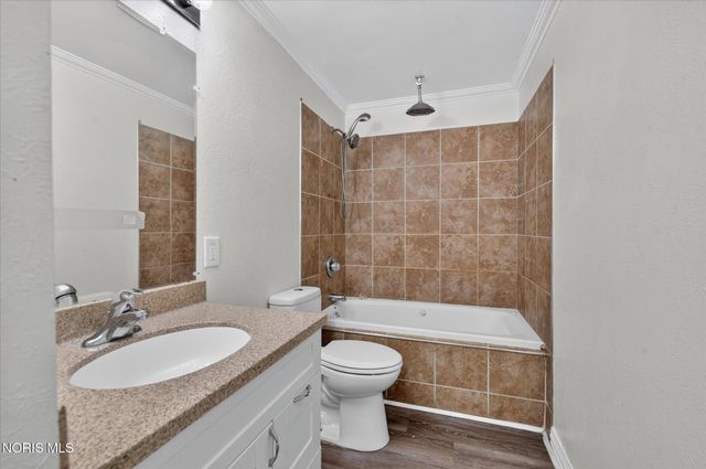 3529 Willow Brook Lane, Toledo, OH 43611