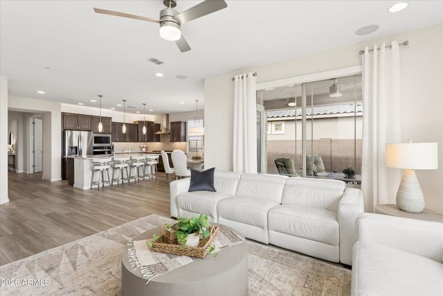 13461 W Copperleaf Lane, Peoria, AZ 85383