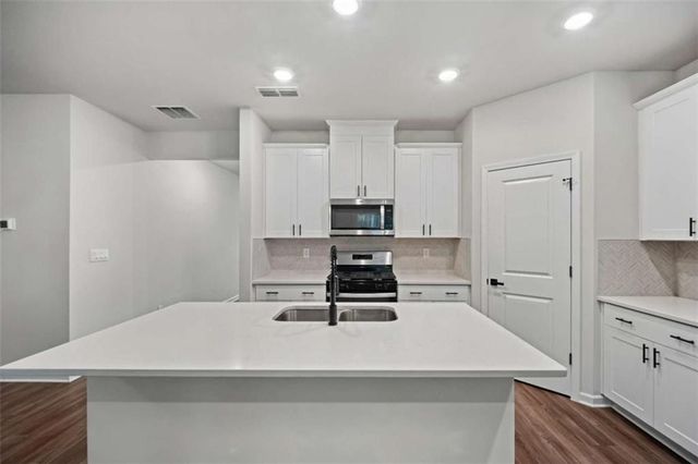 4171 Dean Grove Way, Loganville, GA 30052