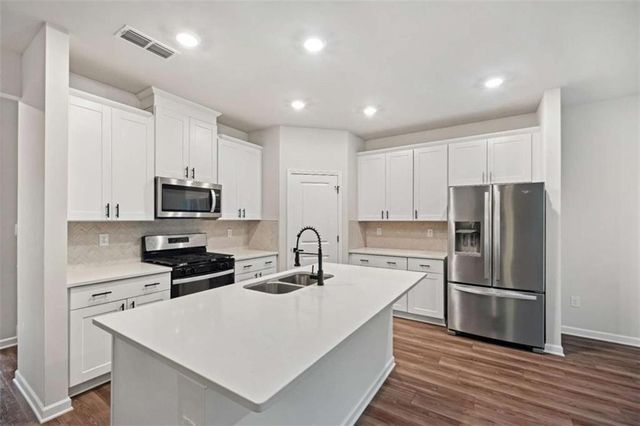 4171 Dean Grove Way, Loganville, GA 30052