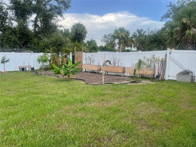 1236 FLEETWOOD DRIVE NW, Port Charlotte, FL 33948