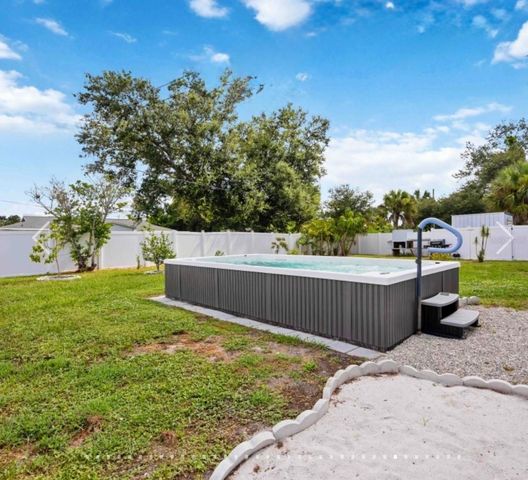 1236 FLEETWOOD DRIVE NW, Port Charlotte, FL 33948