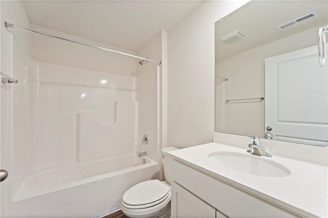 20902 W 190th Terrace, Spring Hill, KS 66083