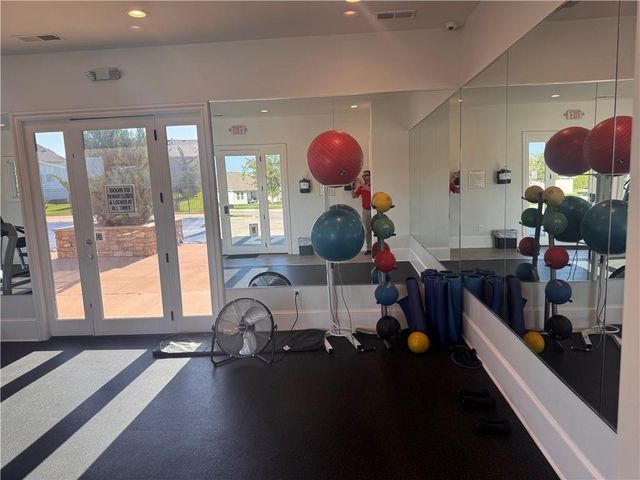 20902 W 190th Terrace, Spring Hill, KS 66083