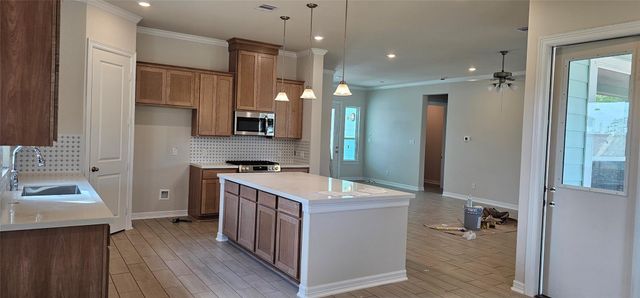 1905 Ashlee Court, Dickinson, TX 77539