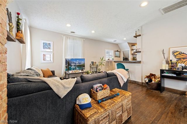 1452 W 48th Street, Cleveland, OH 44102