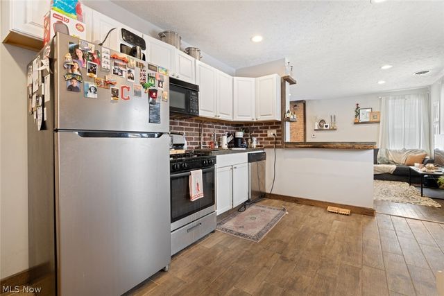 1452 W 48th Street, Cleveland, OH 44102