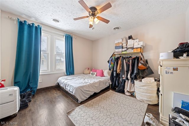 1452 W 48th Street, Cleveland, OH 44102