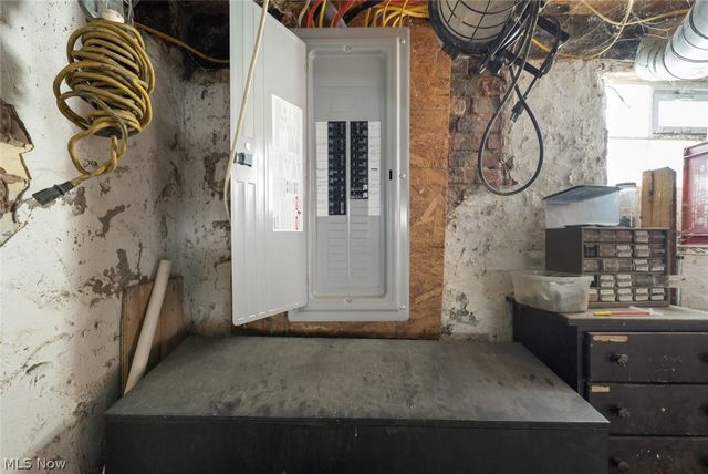 1452 W 48th Street, Cleveland, OH 44102