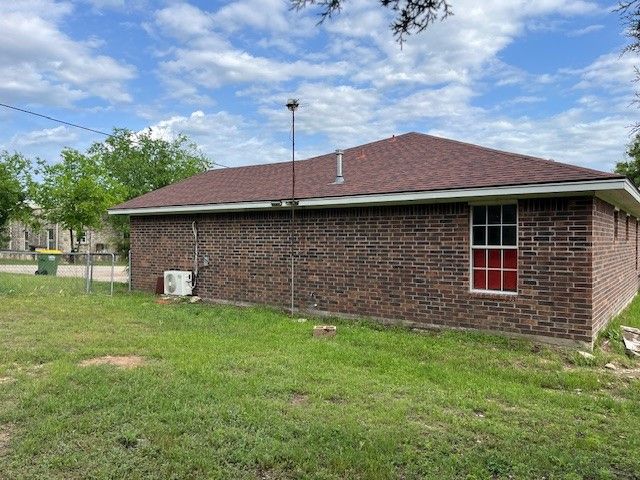 610 N Pecan A Street, Hico, TX 76457