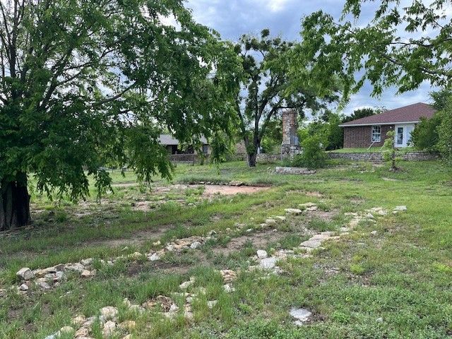 610 N Pecan A Street, Hico, TX 76457