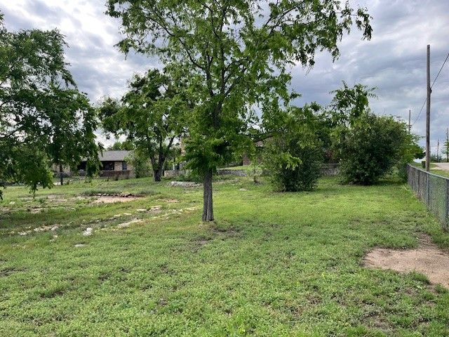 610 N Pecan A Street, Hico, TX 76457