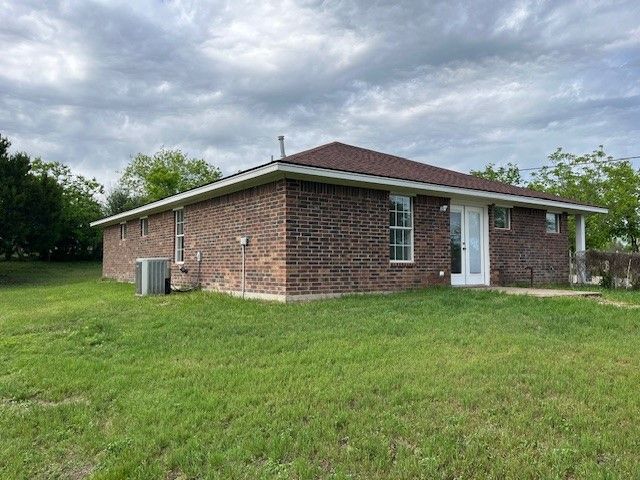 610 N Pecan A Street, Hico, TX 76457