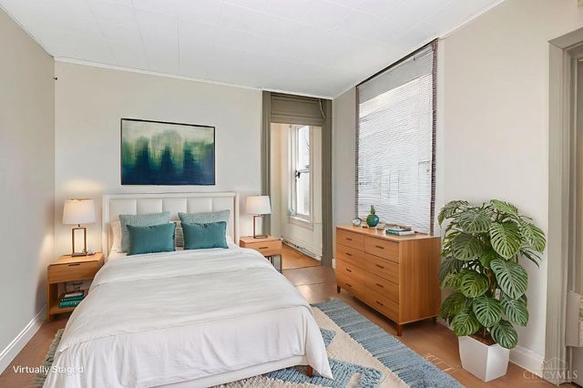 2963 Deckebach Avenue, Cincinnati, OH 45220