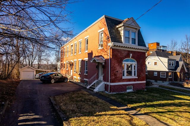 2963 Deckebach Avenue, Cincinnati, OH 45220