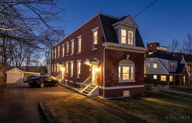 2963 Deckebach Avenue, Cincinnati, OH 45220