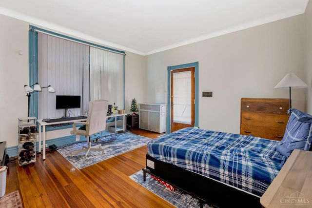 2963 Deckebach Avenue, Cincinnati, OH 45220